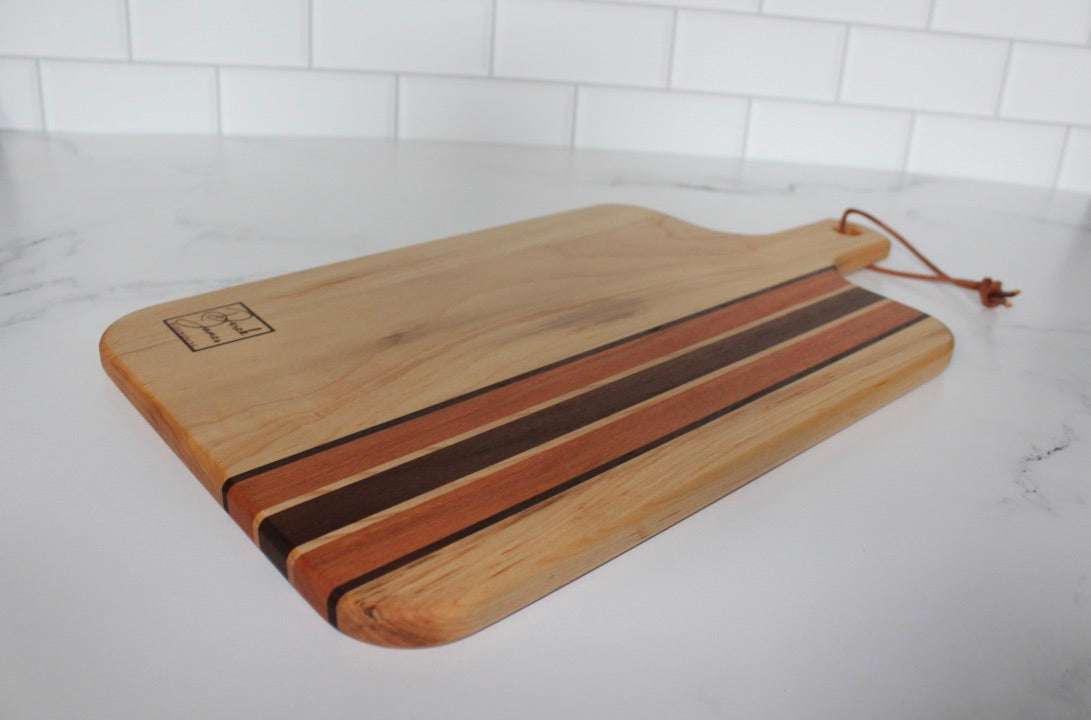 Cutting Board - Maple Board with Handle - Medium